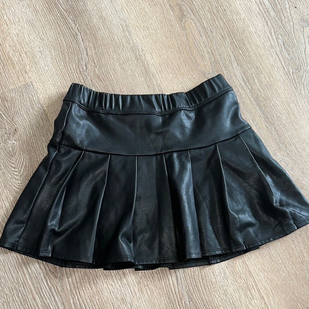 Abercrombie kids Black Pleated Skirt